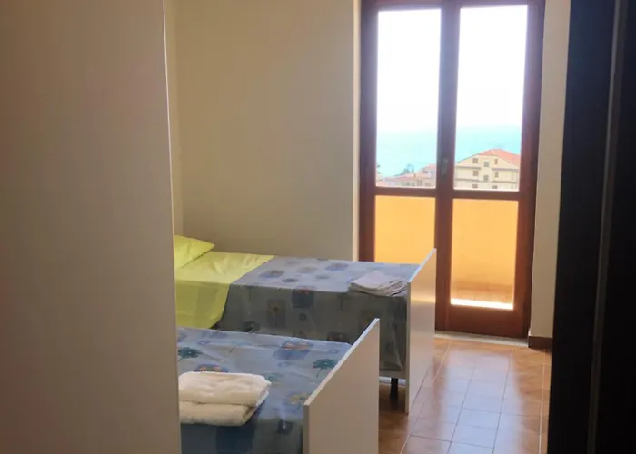 The View * 特罗佩阿